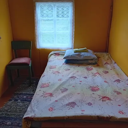 Saarde Talu, Rootsi Kuela, Kihnu Saar * Parnawa